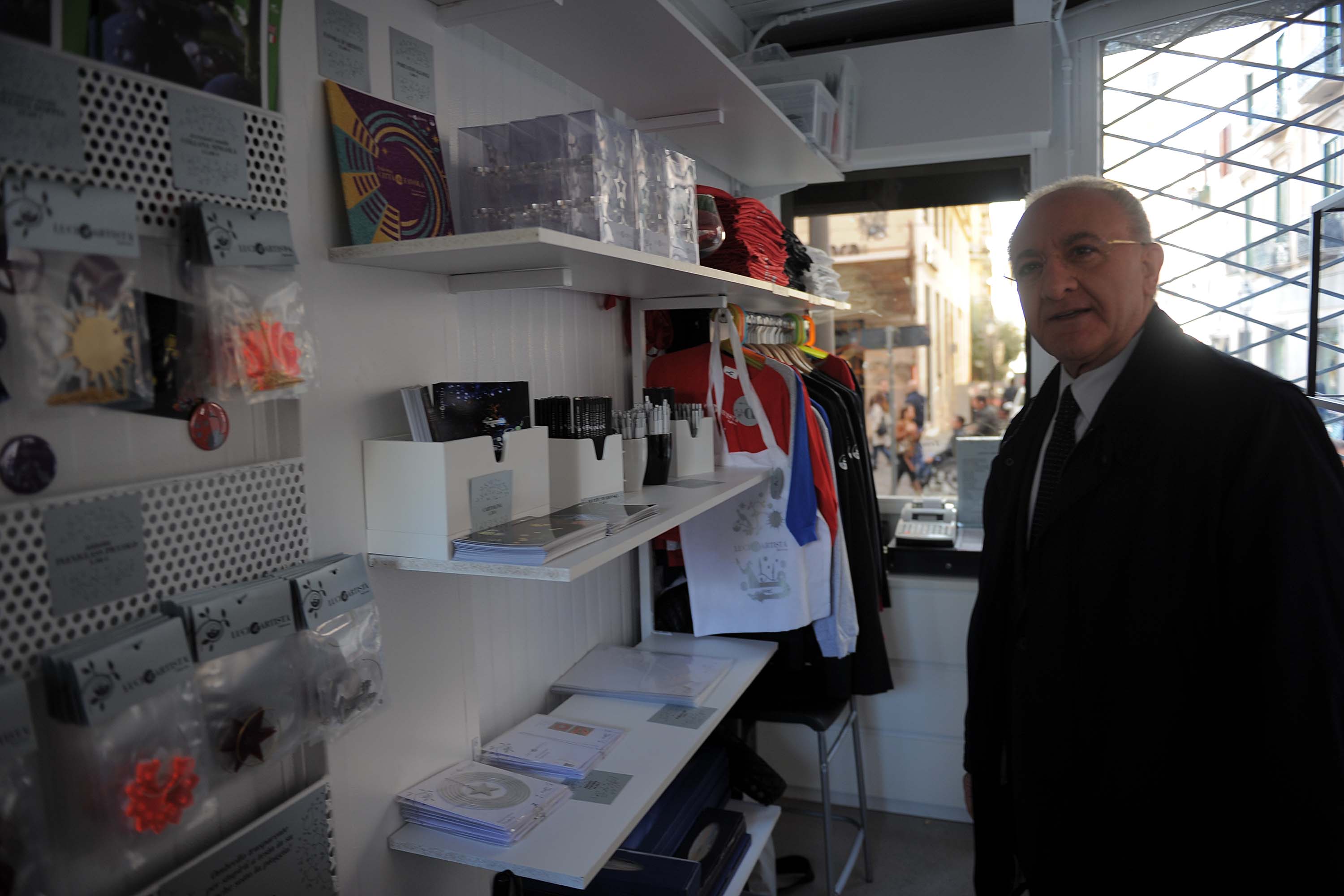   Inaugurato il Christmas Store Luci d'Artista
