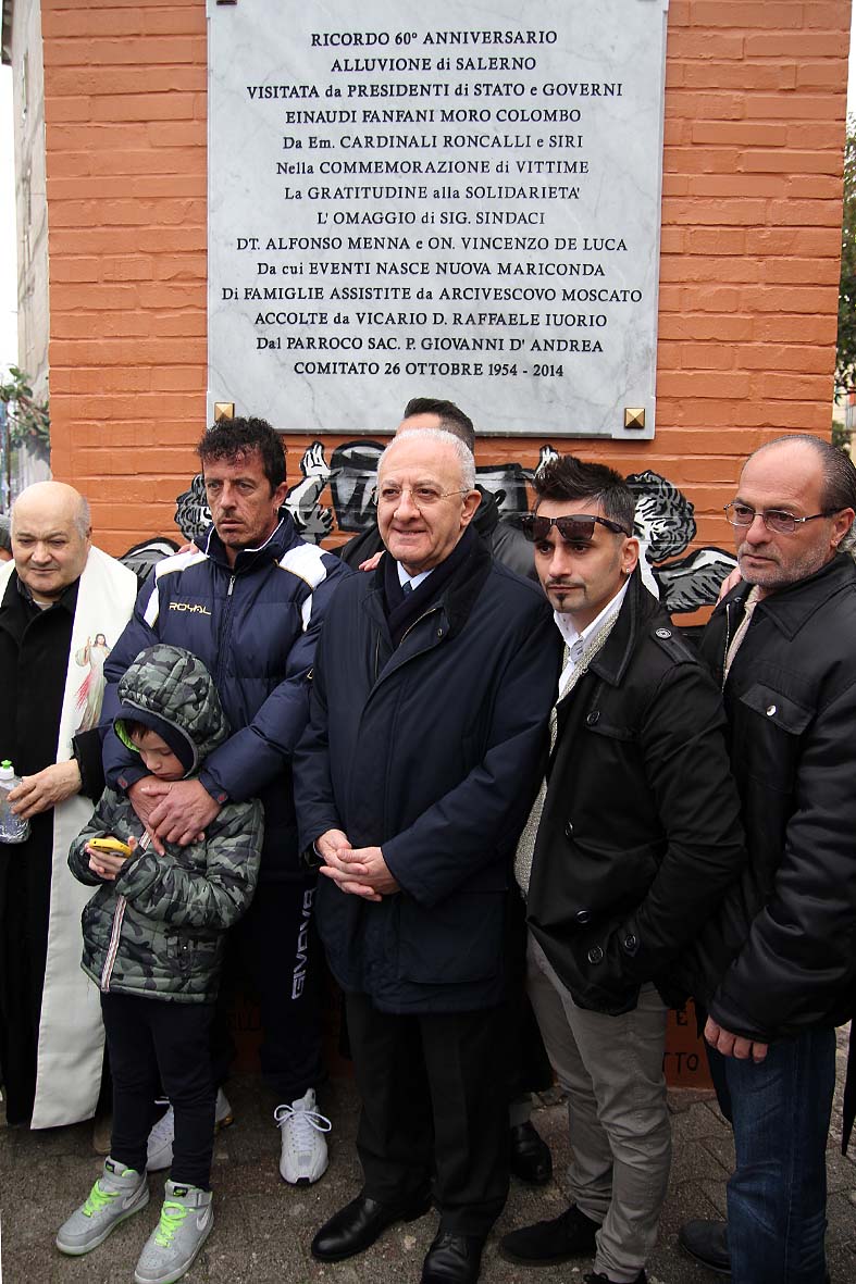   Il Sindaco De Luca scopre lapide commemorativa dell'alluvione del 1954
