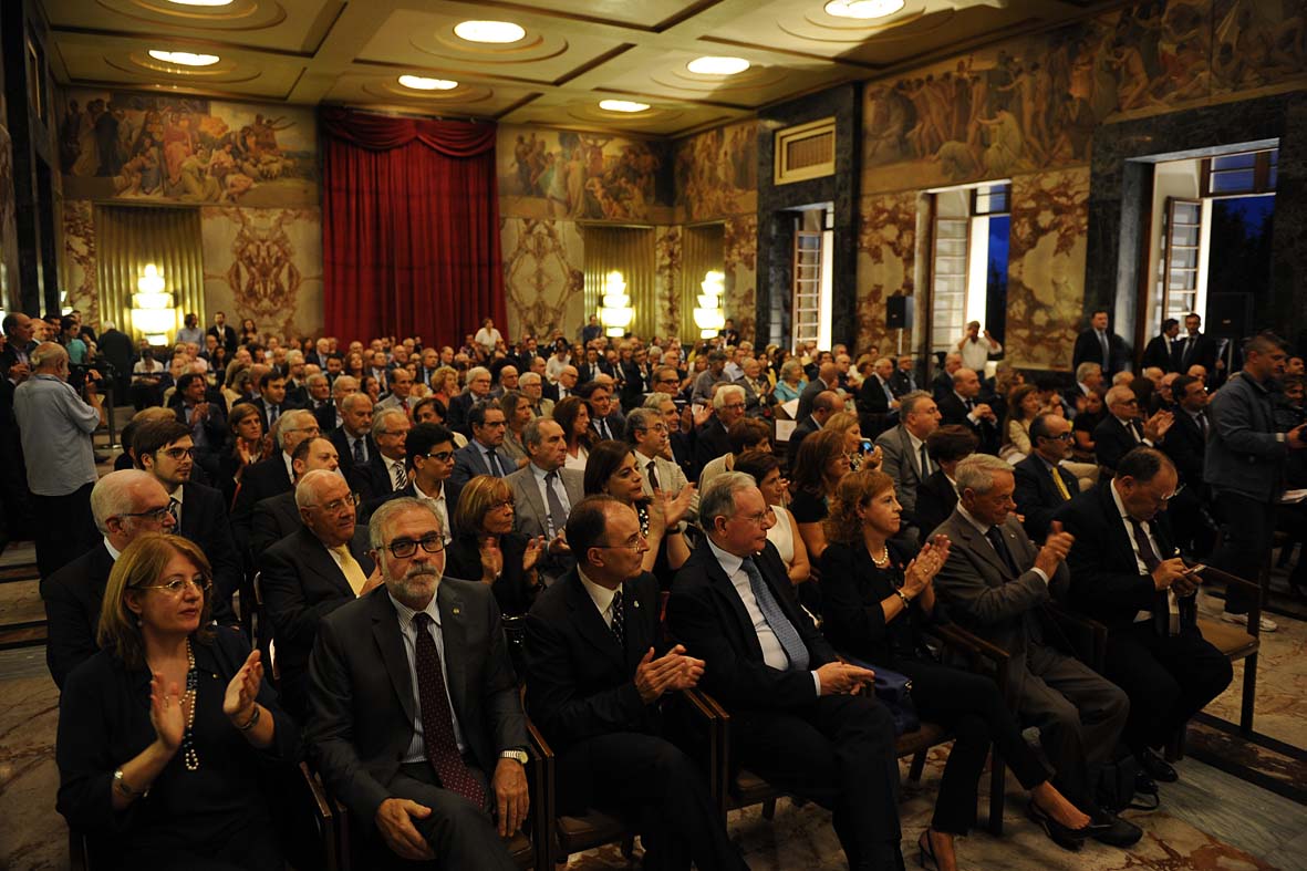   " Bugie e verita' " di Giulio Tremonti
