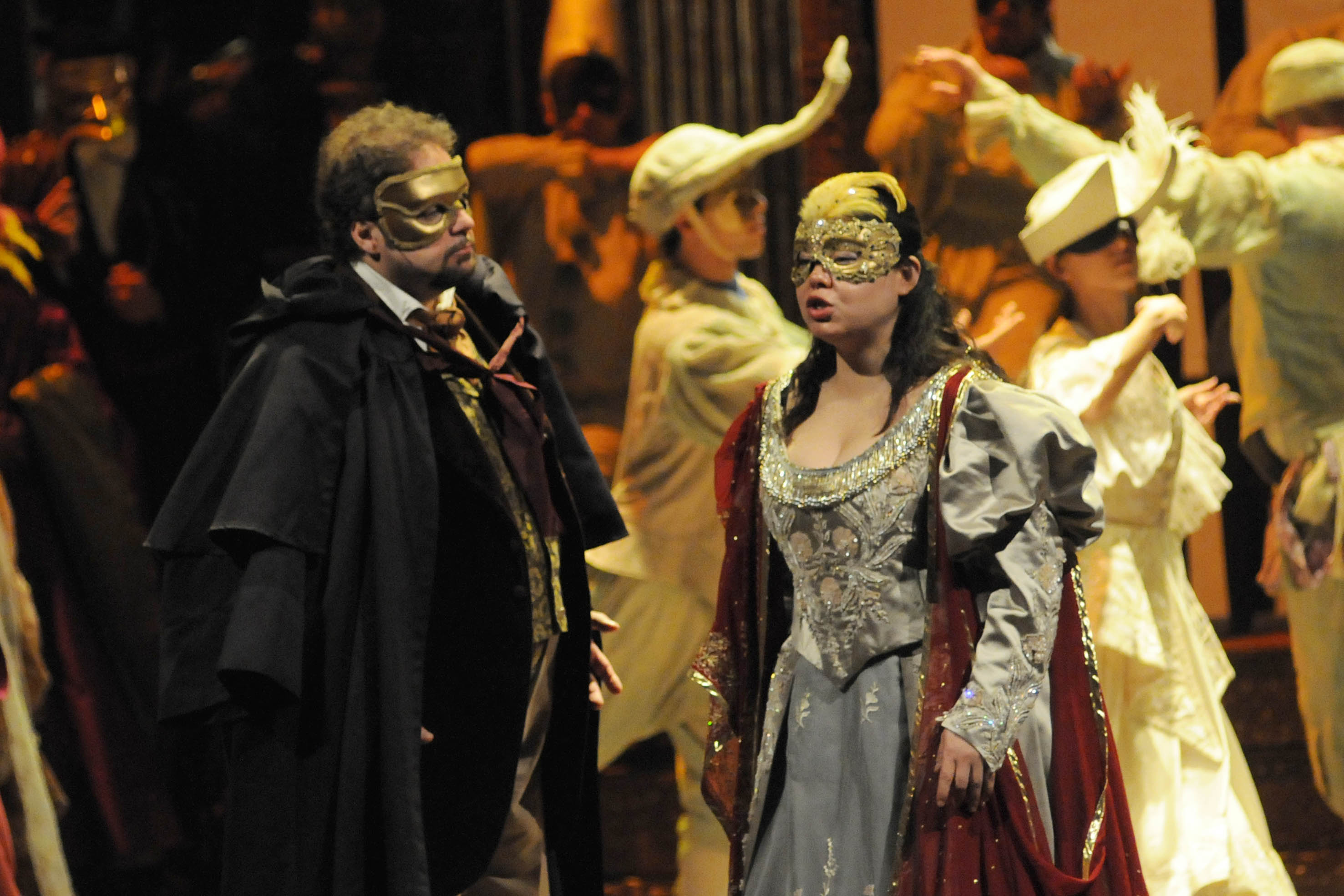   Un ballo in maschera, di Giuseppe Verdi. Salerno, Teatro Verdi, 14, 16 e 18 aprile 2010

