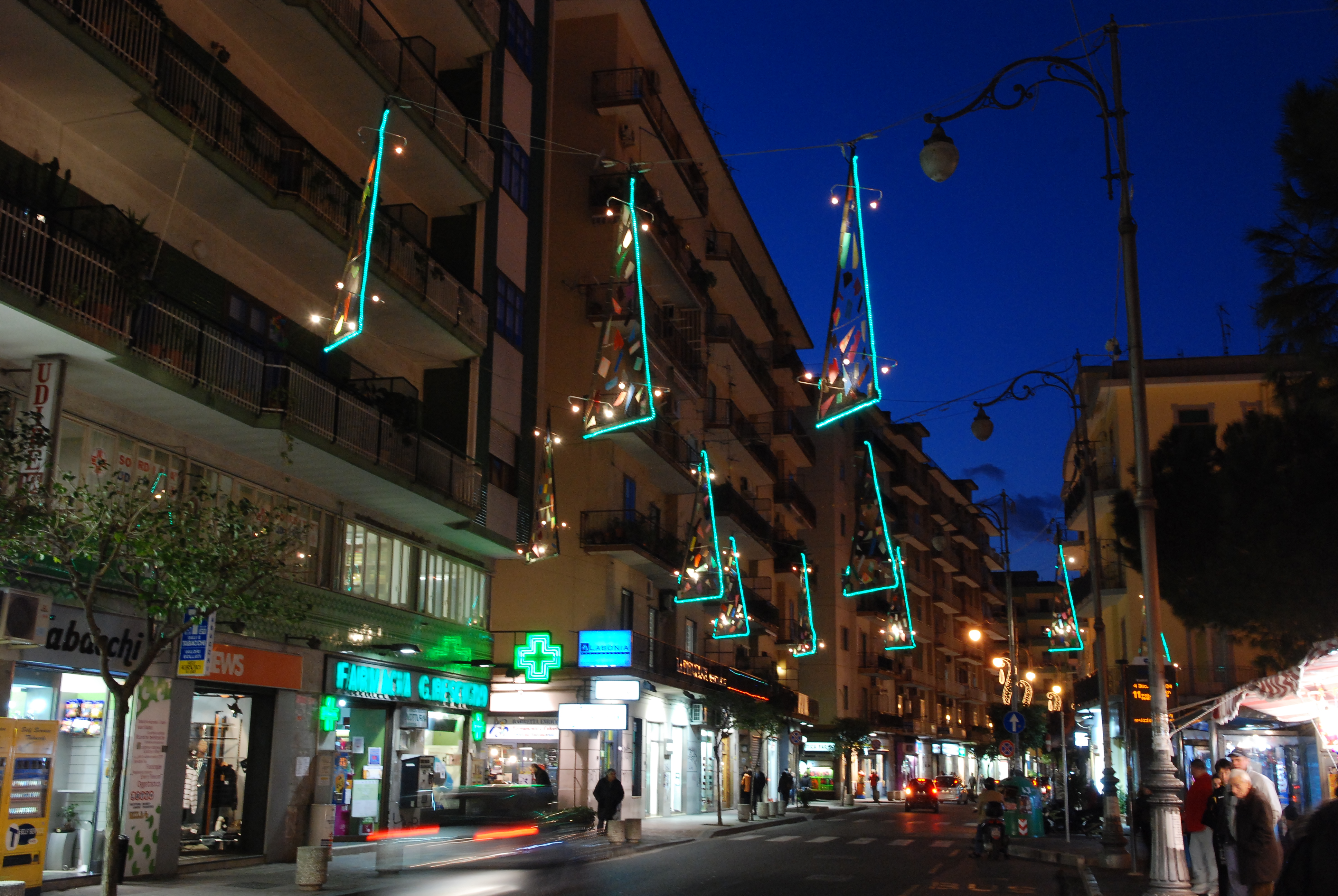   Salerno, Notti di Luce 2008. Piazza Caduti di Brescia
