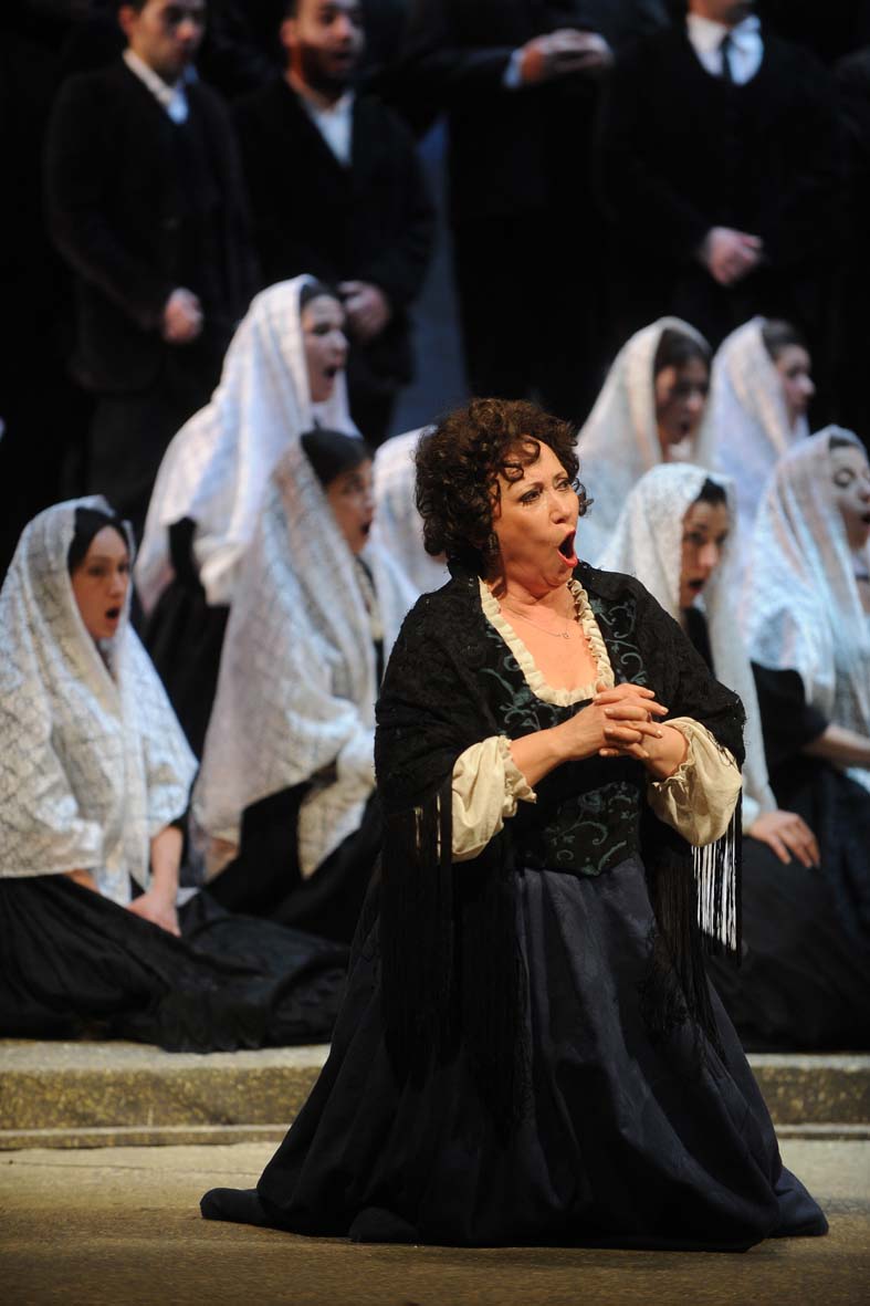   Cavalleria Rusticana al Teatro Verdi di Salerno. Dicembre 2011
