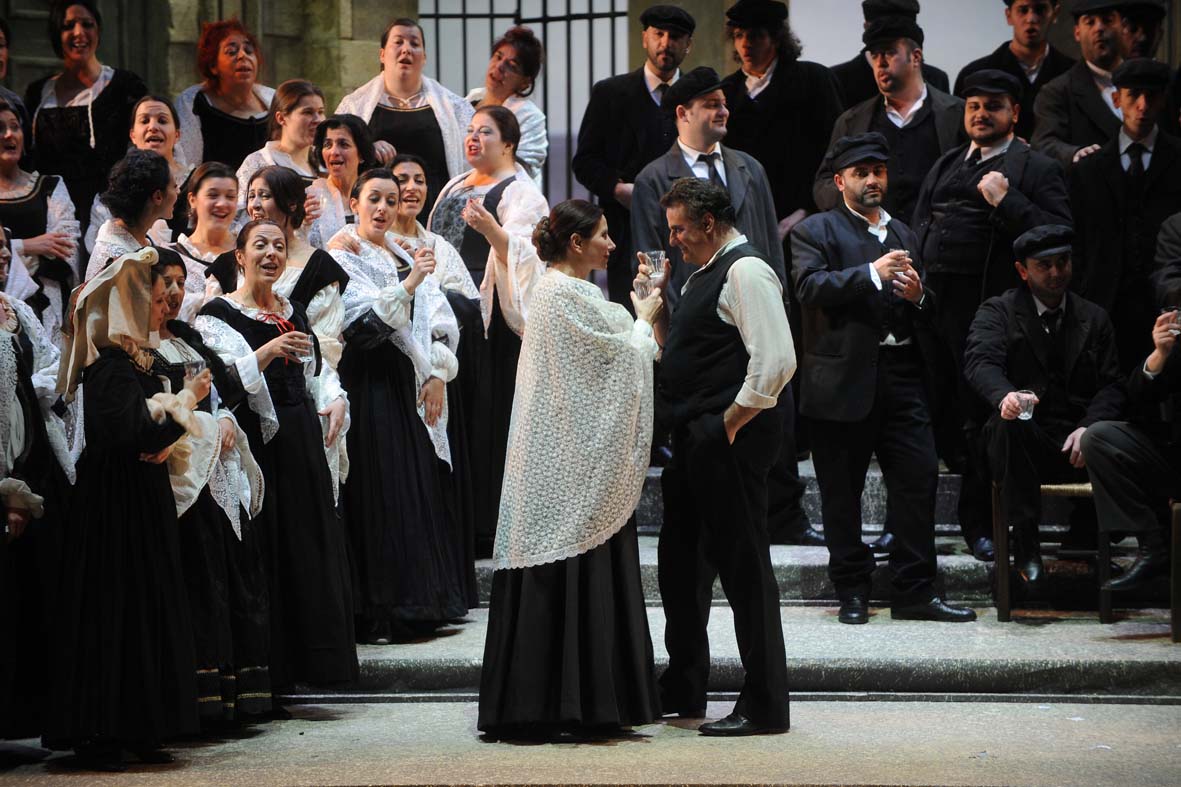  Cavalleria Rusticana al Teatro Verdi di Salerno. Dicembre 2011
