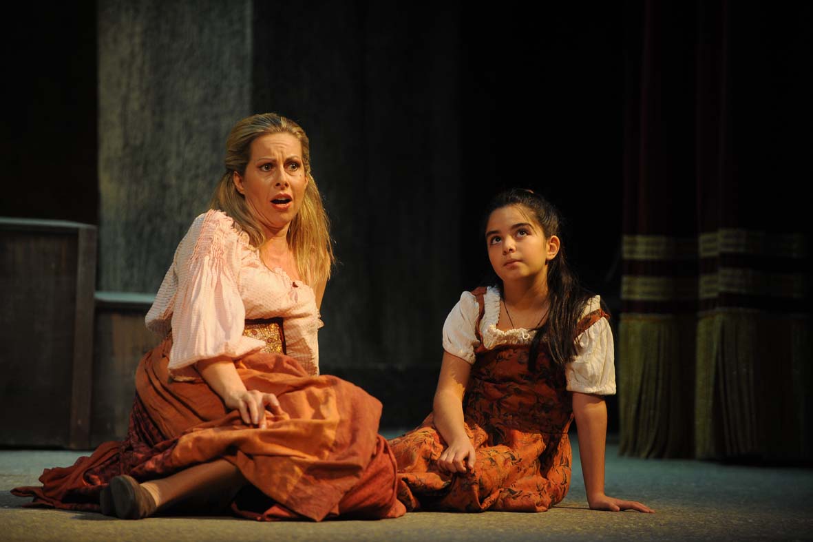   "Pagliacci" al Teatro Verdi di Salerno. Dicembre 2011
