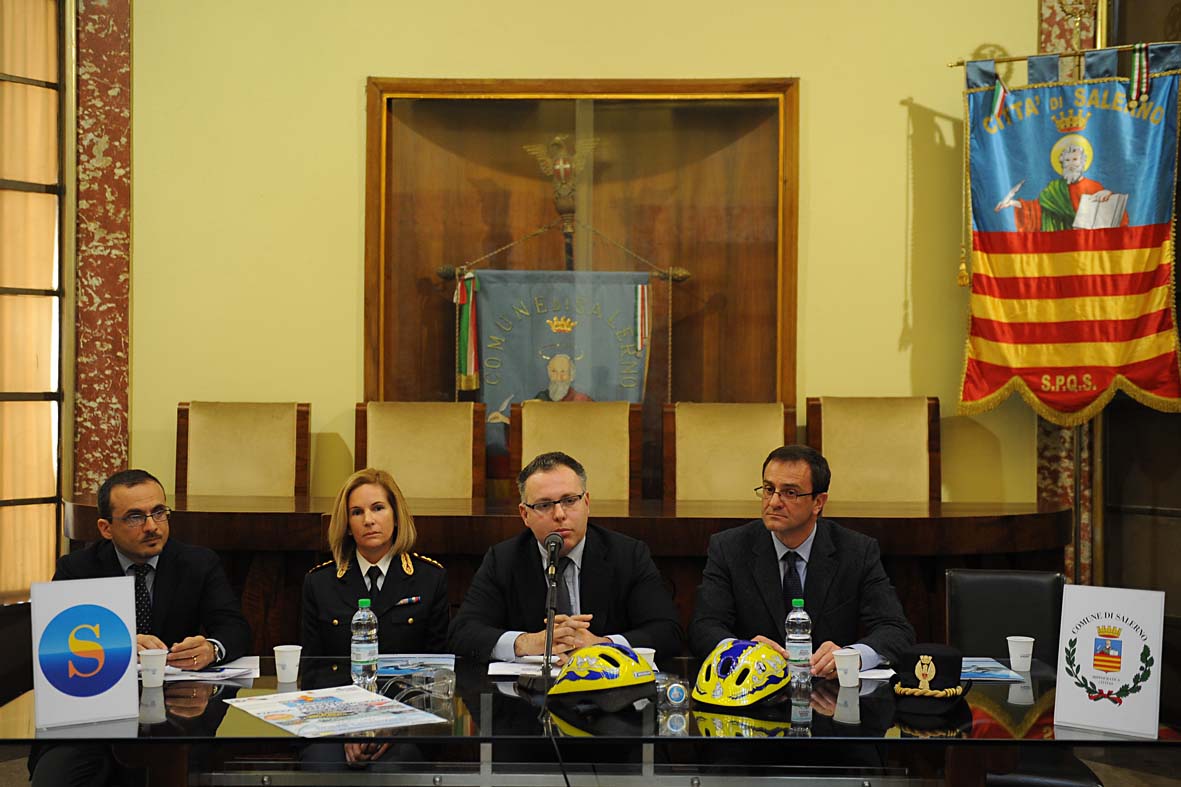   A Salerno la prima tappa del Villaggio Michelin per la Sicurezza Stradale. Domenica, 1 aprile 2012
