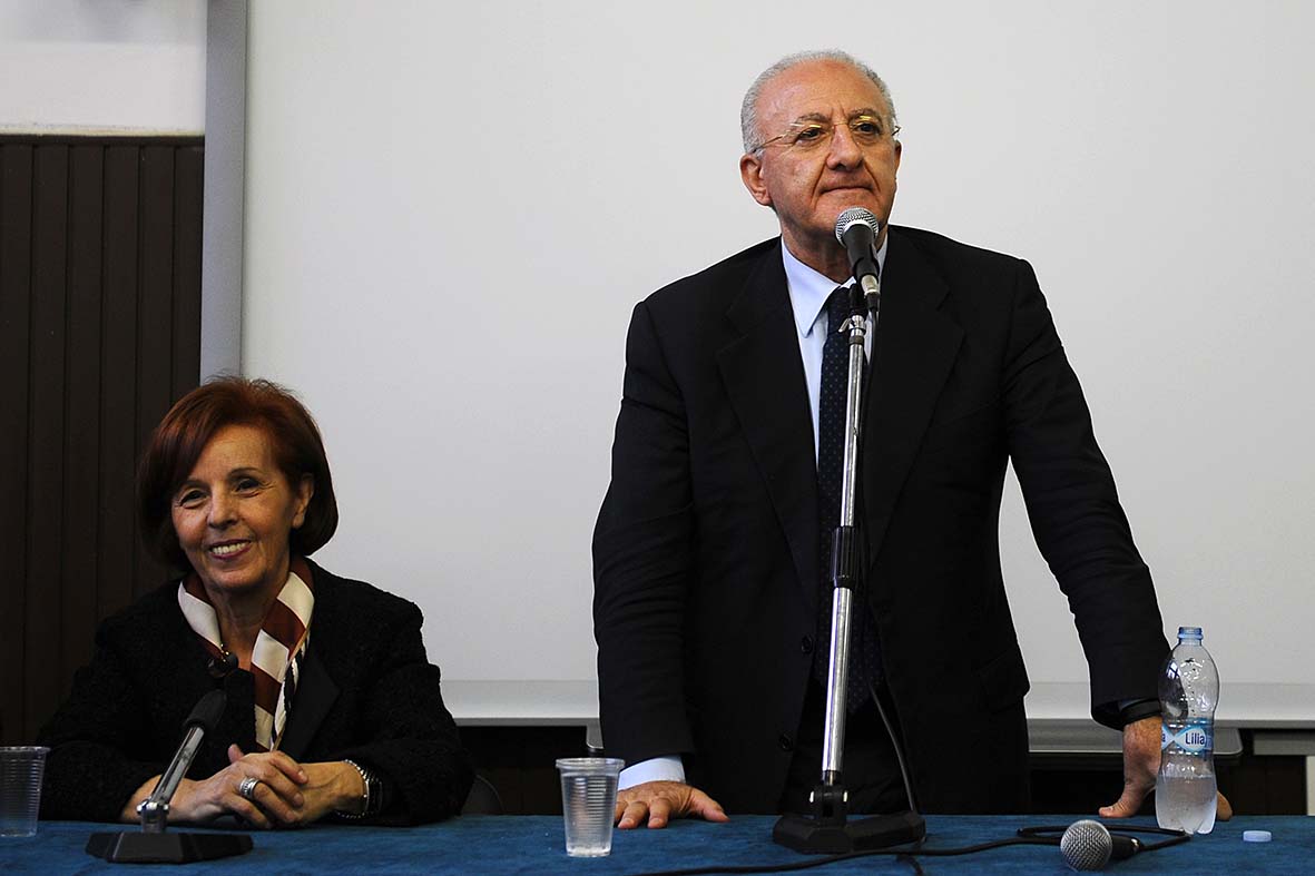   Il Sindaco De Luca al Liceo Genovesi-Da Vinci per il progetto "Sapere Aude"

