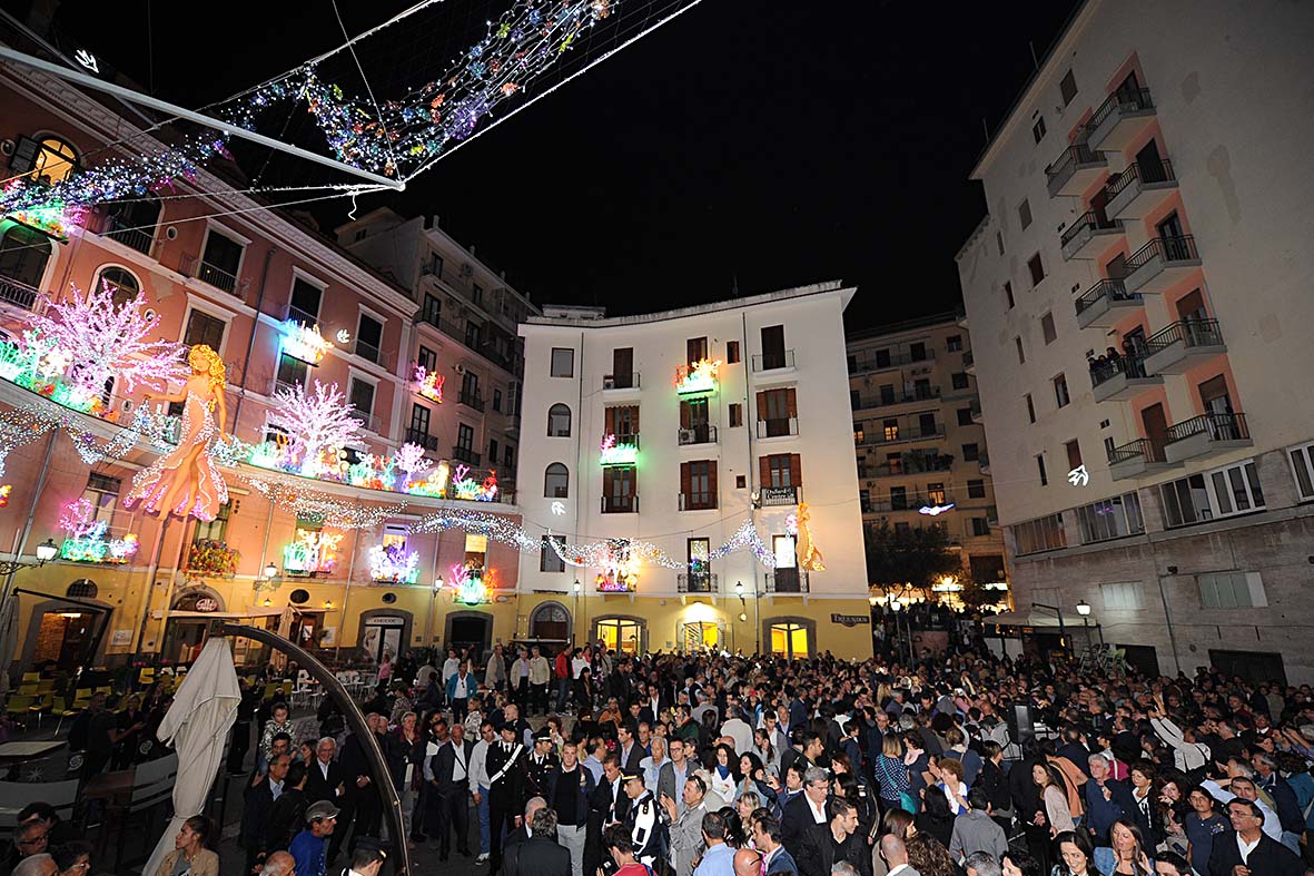  Al via Luci d'Artista 2013-2014
