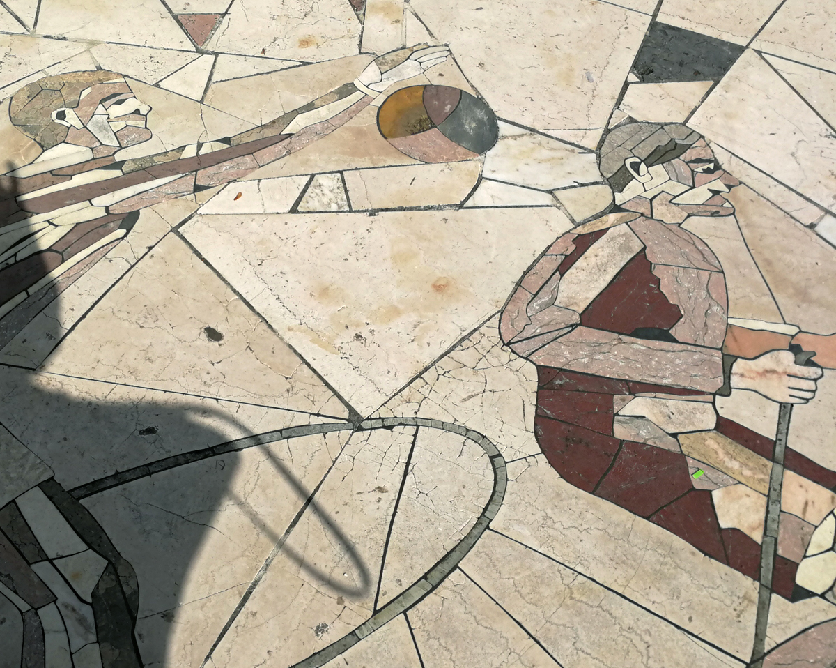 Particolare della pavimentazione/mosaico